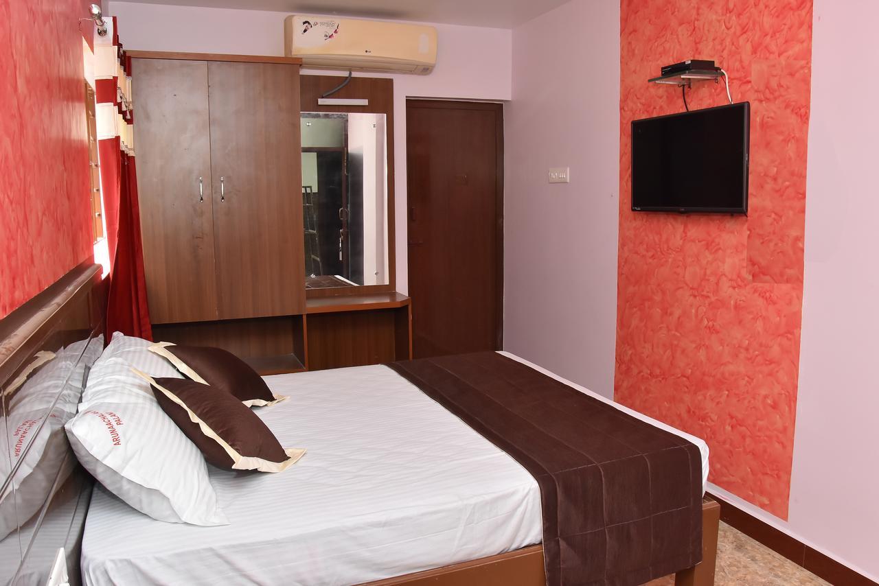 Arunaachalaa Inn Palni Exterior photo